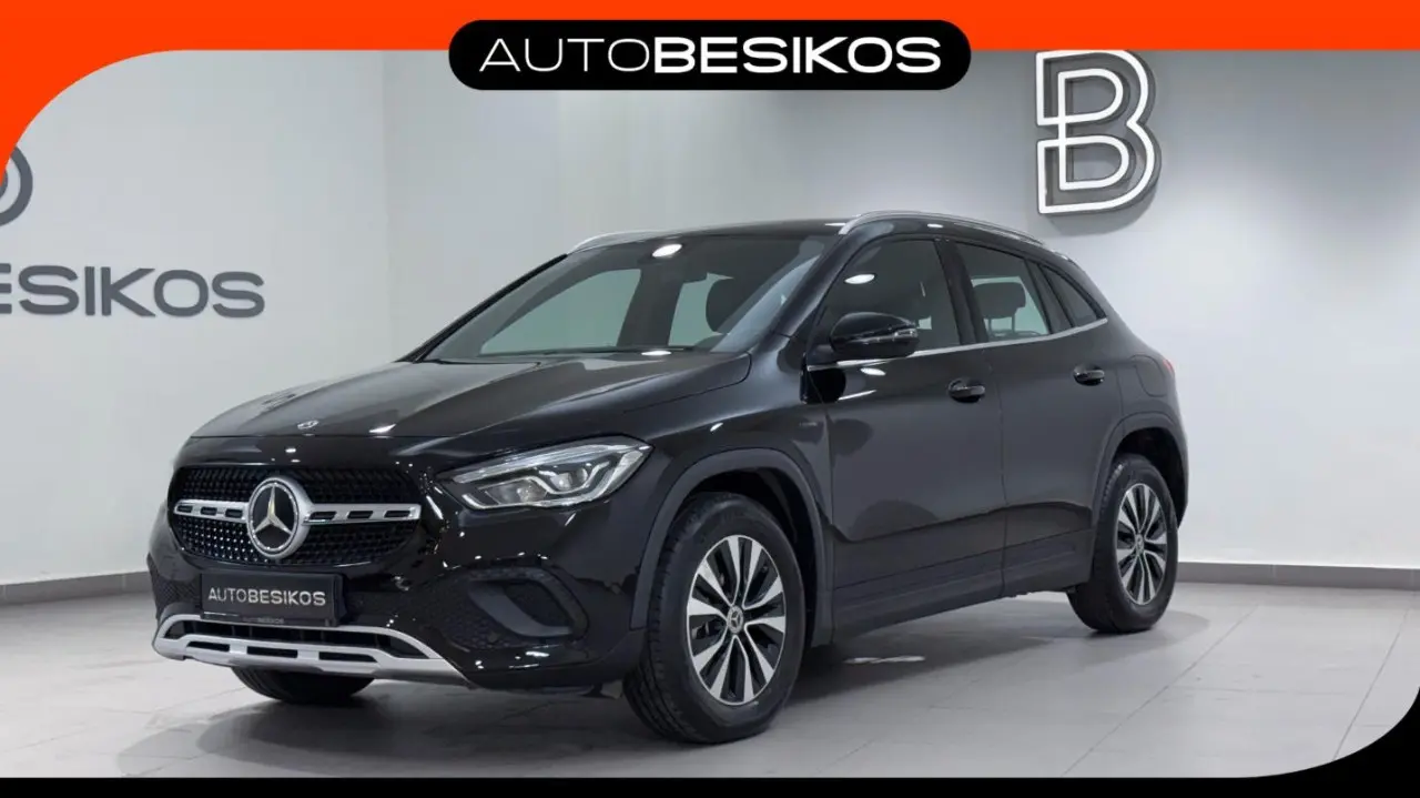 Mercedes-Benz GLA - View 1