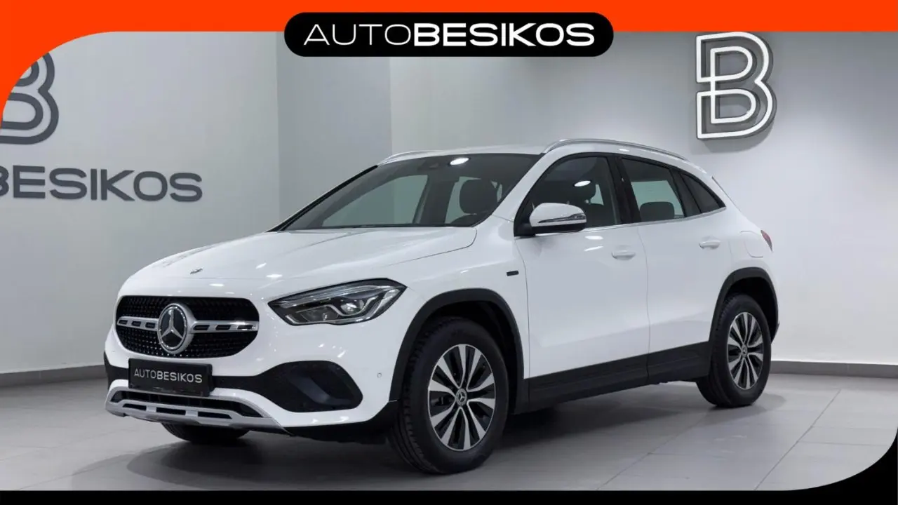 Mercedes-Benz GLA - View 1
