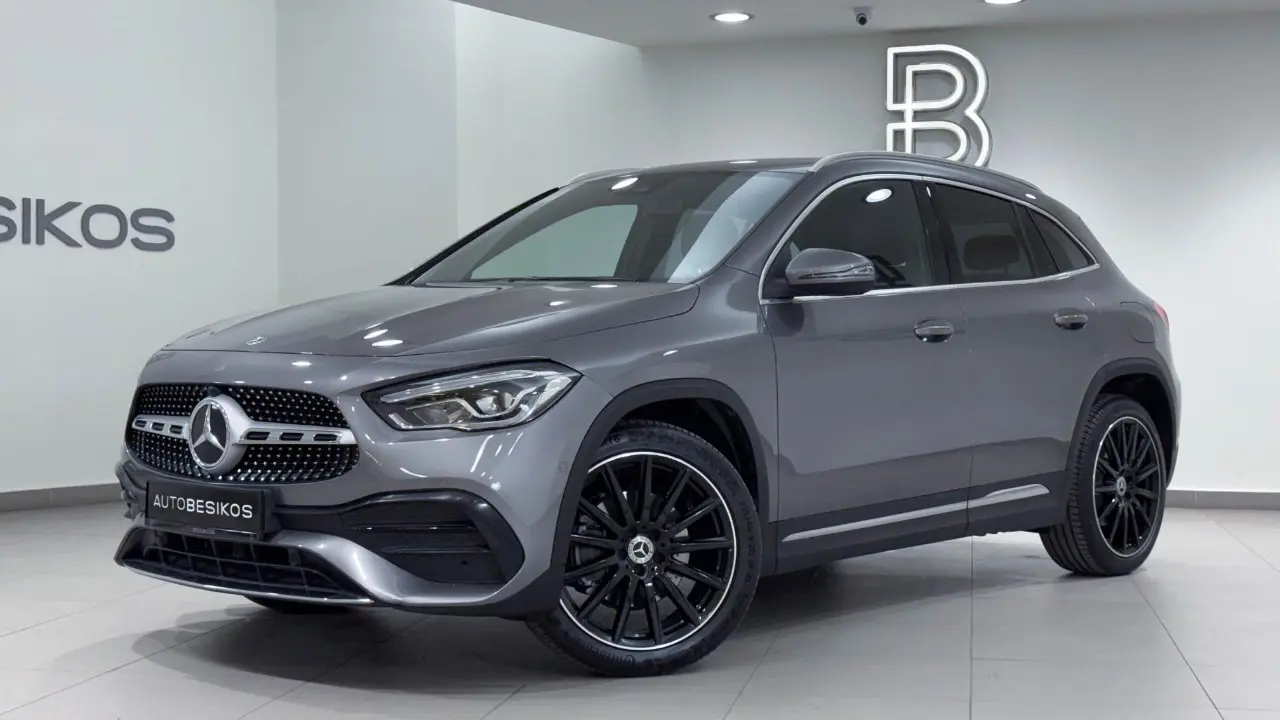 Mercedes-Benz GLA - View 2