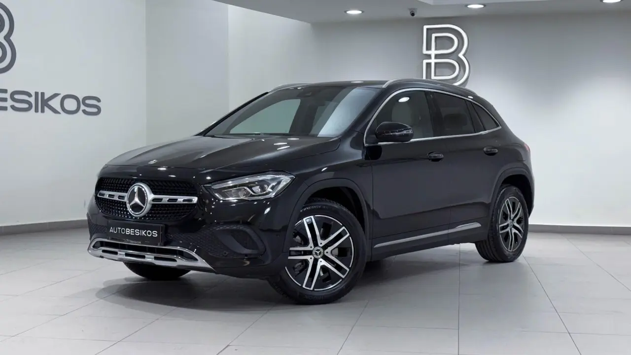 Mercedes-Benz GLA - View 2