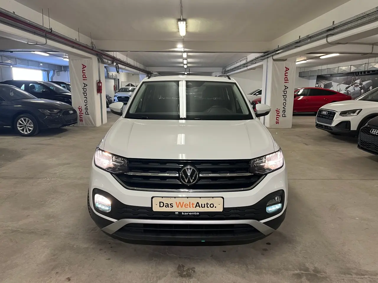 Volkswagen T-Cross - View 2
