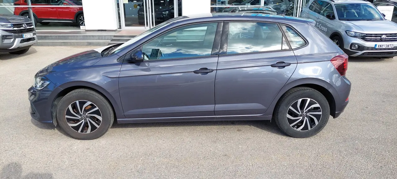 Volkswagen Polo - View 3