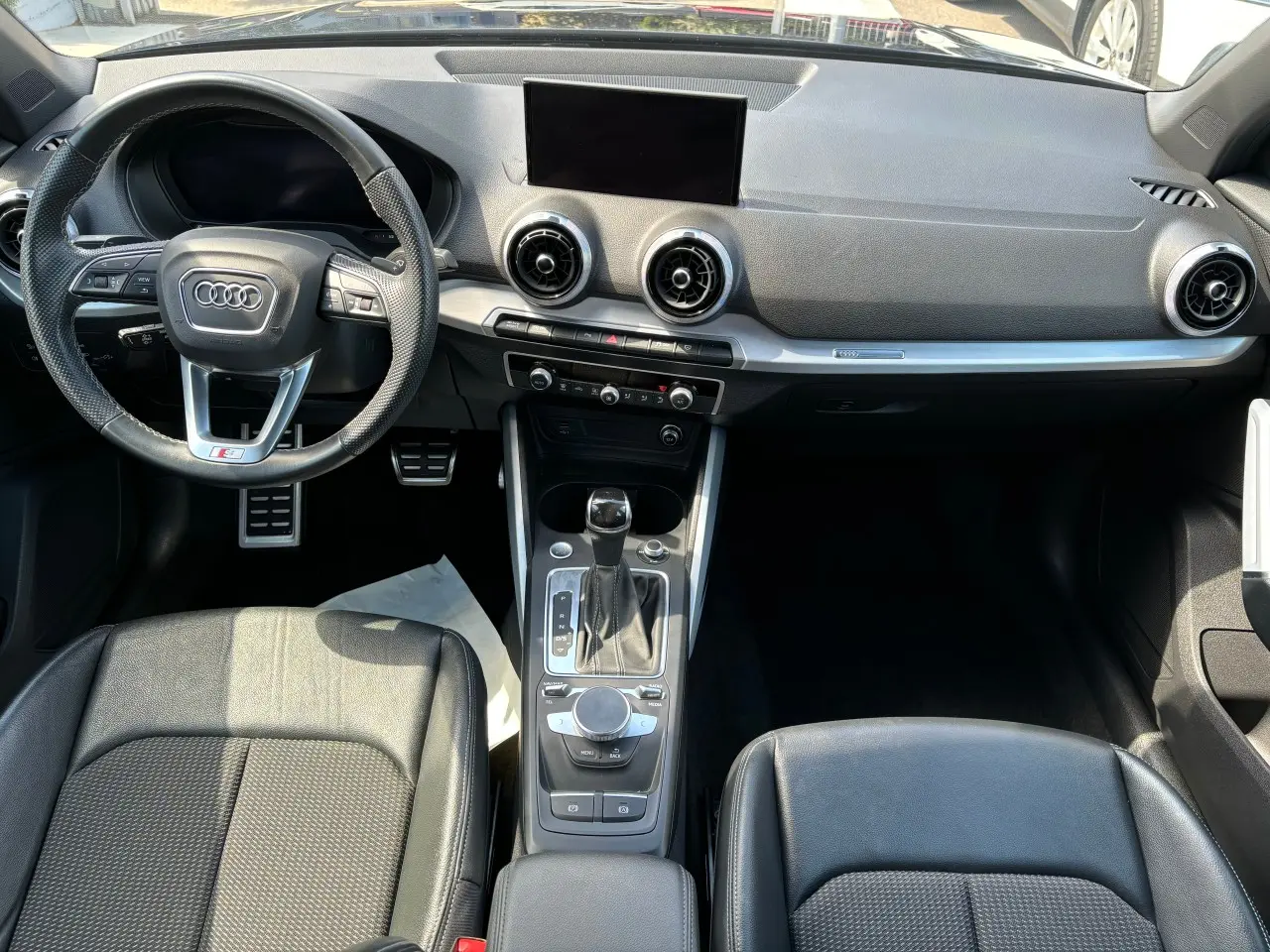 Audi Q2 - View 3