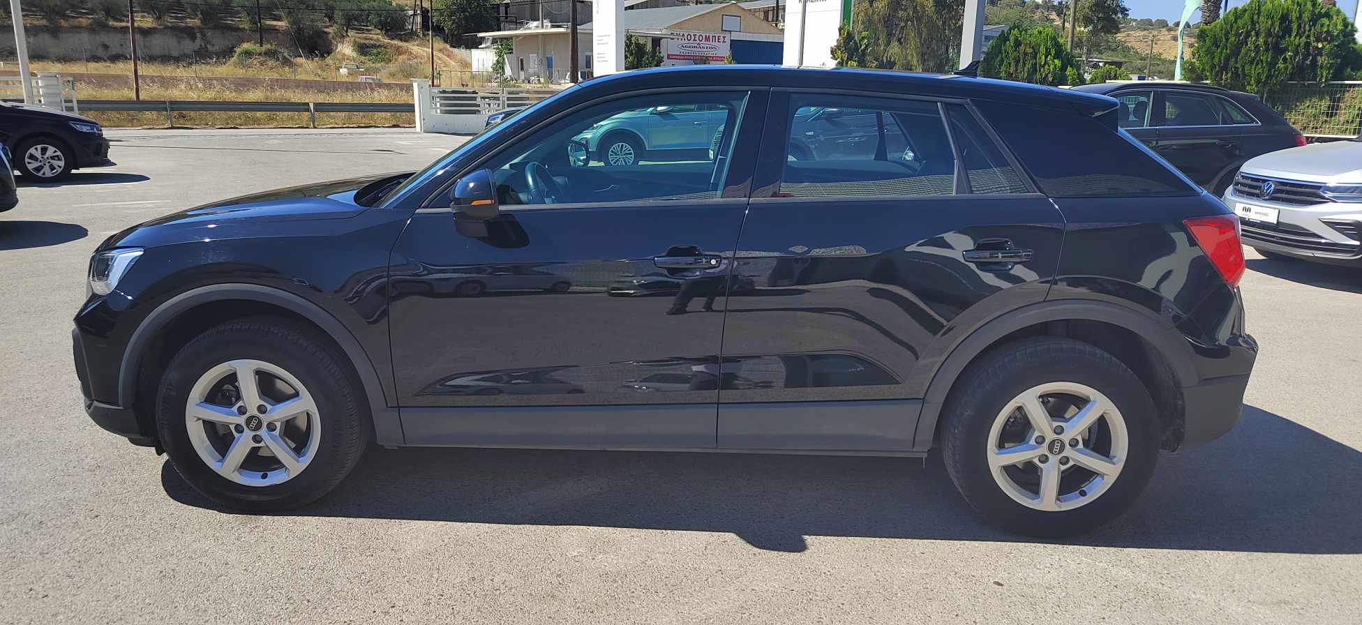 Audi Q2 - View 3