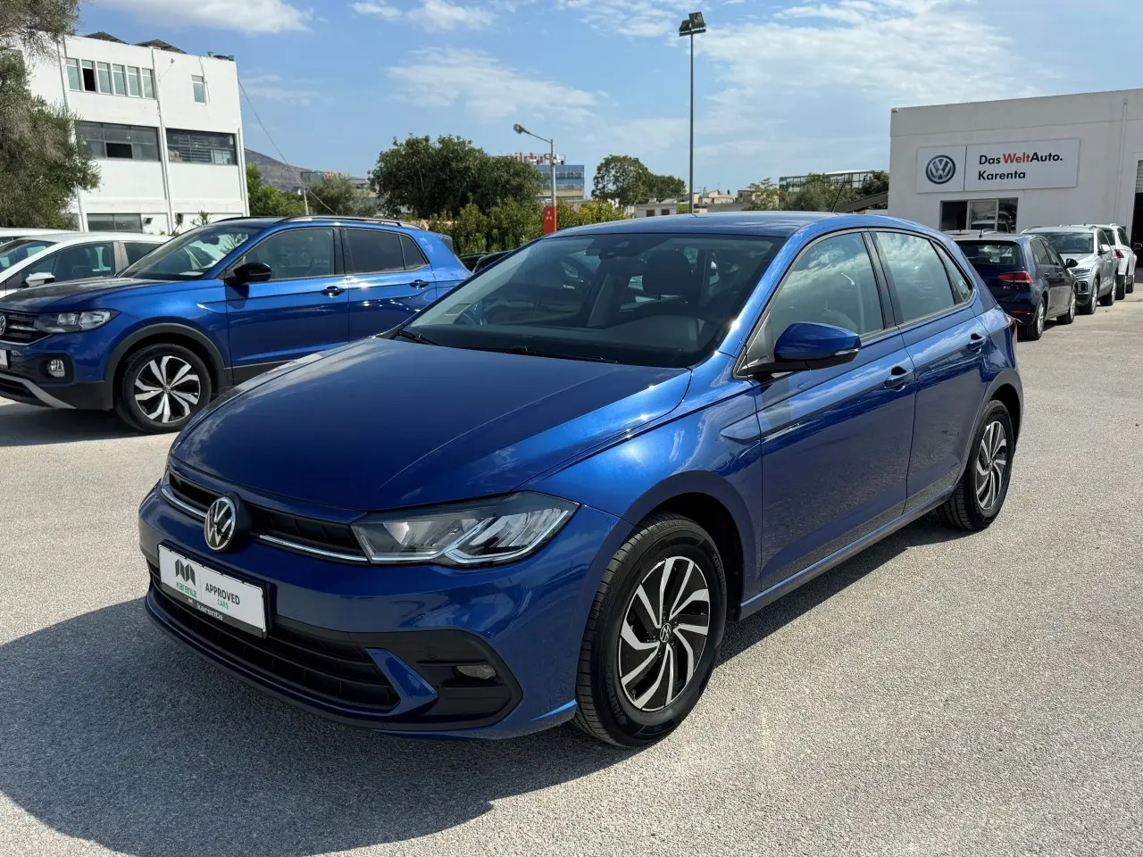 Volkswagen Polo - View 1