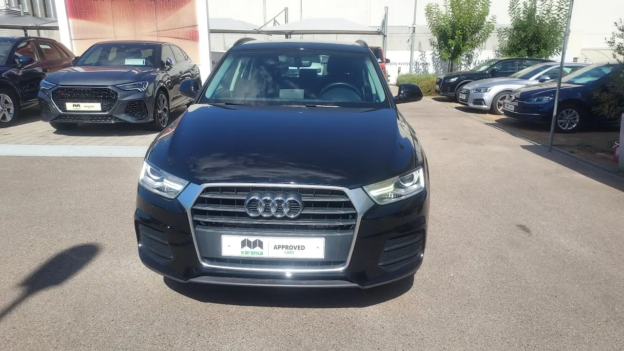 Audi Q3 - View 1
