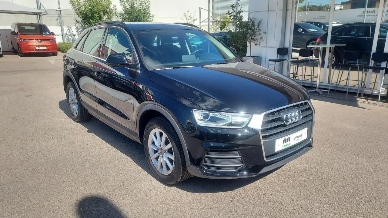 Audi Q3 - View 3