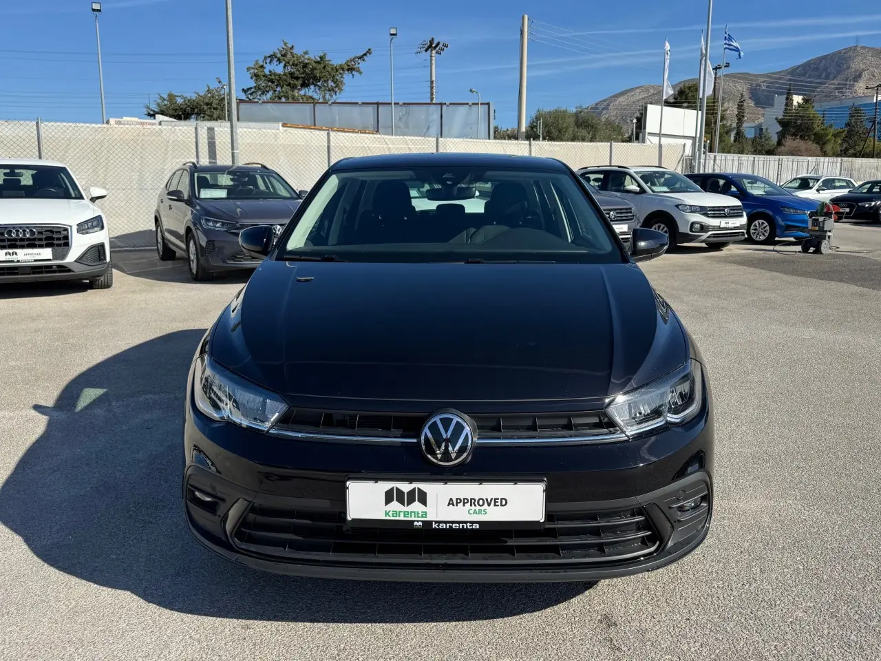 Volkswagen Polo - View 2
