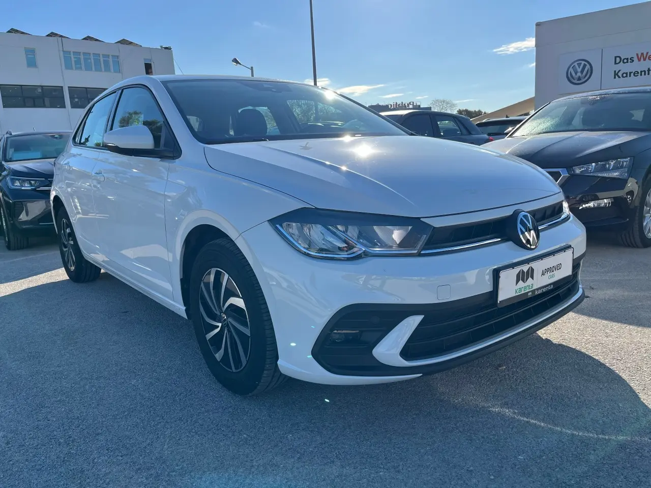 Volkswagen Polo - View 3