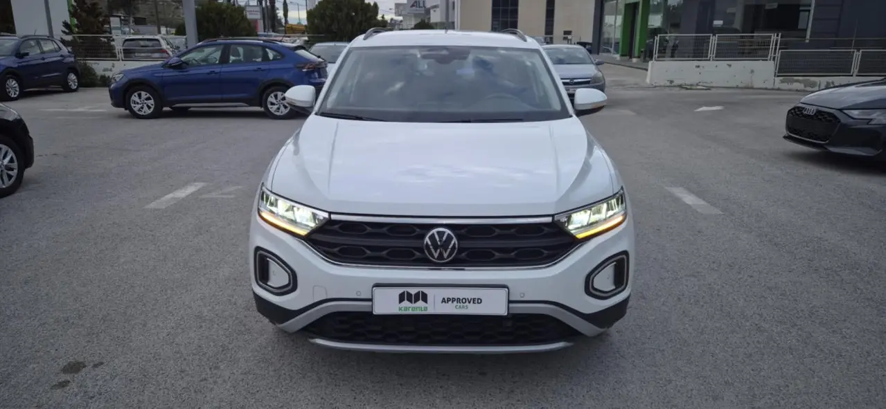 Volkswagen T-Roc - View 1