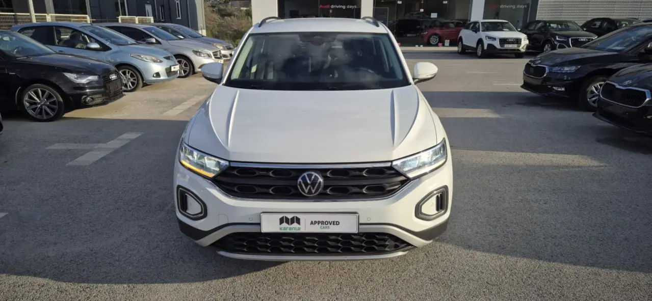 Volkswagen T-Roc - View 1