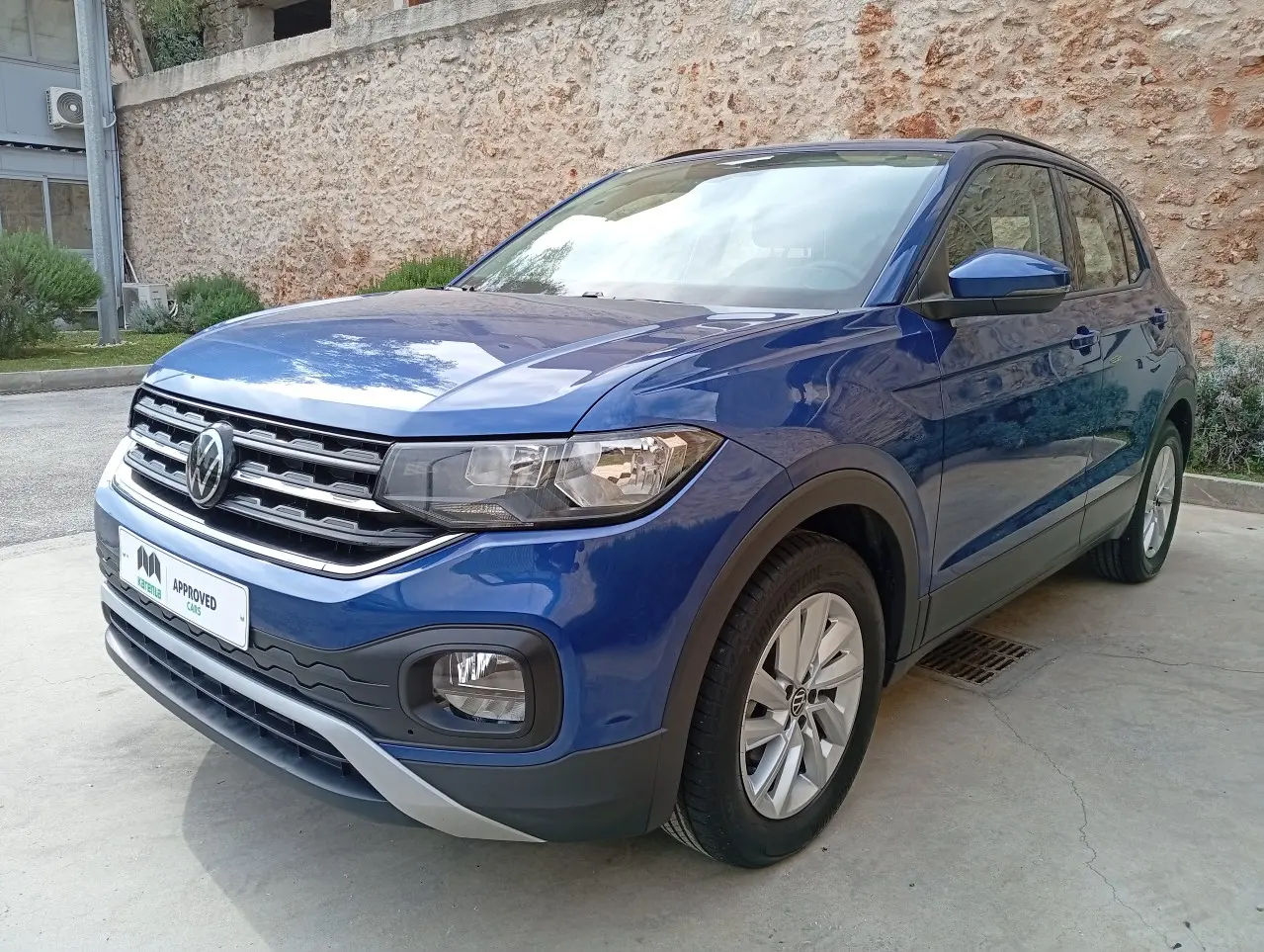 Volkswagen T-Cross - View 3