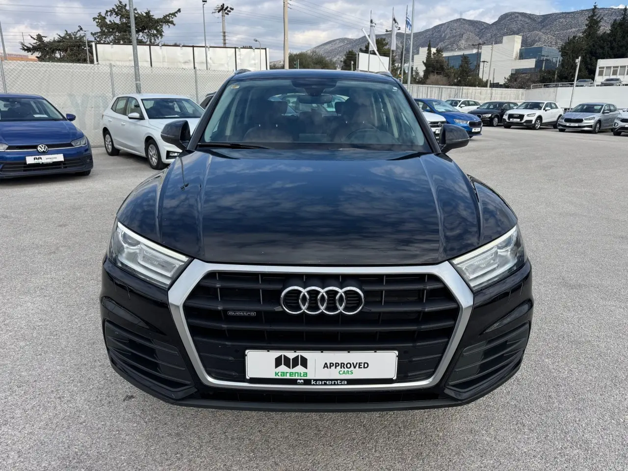 Audi Q5 - View 2