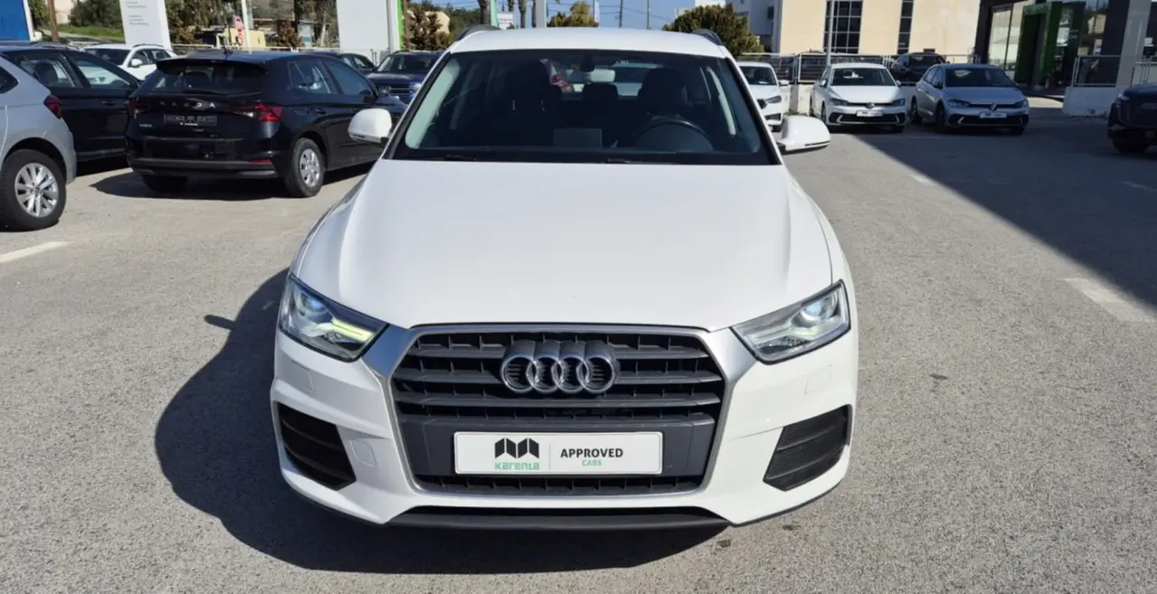 Audi Q3 - View 1