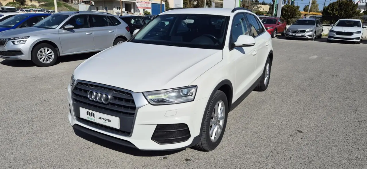 Audi Q3 - View 2