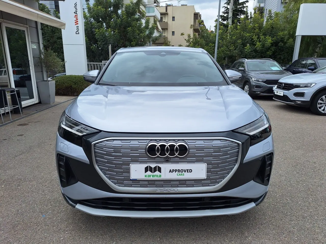 Audi Q4 e-tron - View 1
