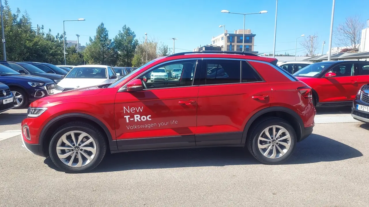 https://cdn.autoq.gr/websites/karenta.gr/images/vehicles/12432/img_12432_93940.jpg