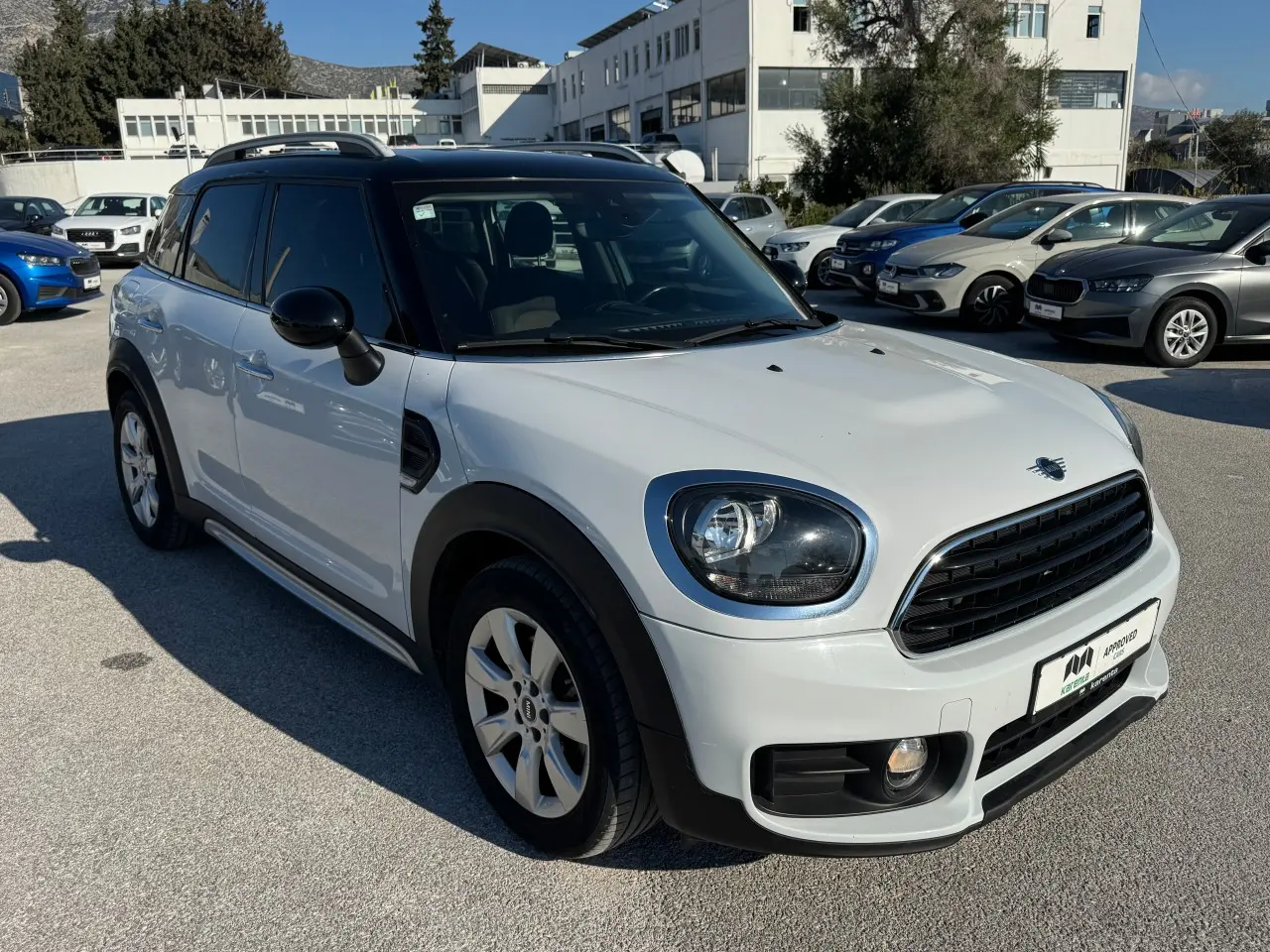 Mini Cooper - View 3