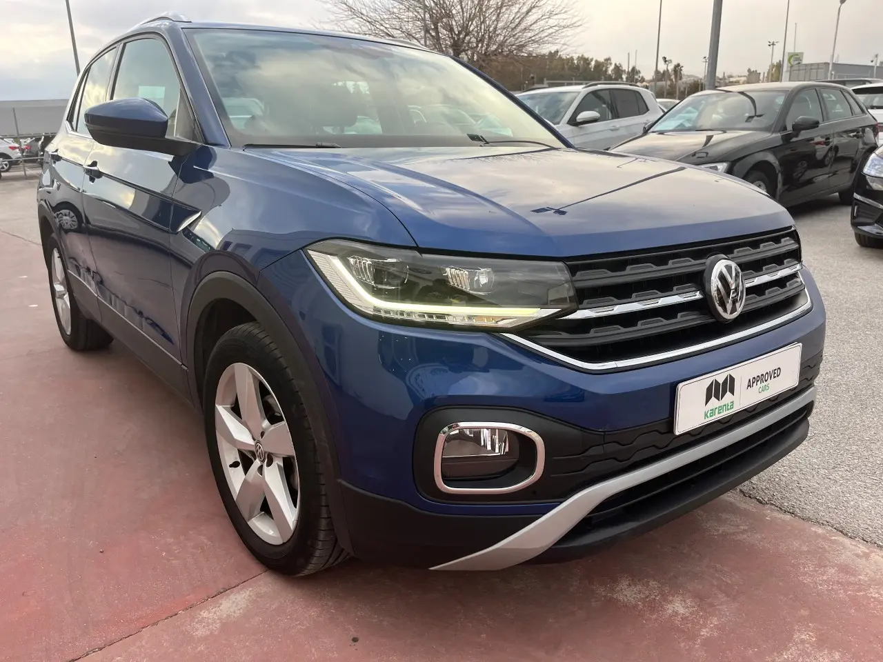 Volkswagen T-Cross - View 2