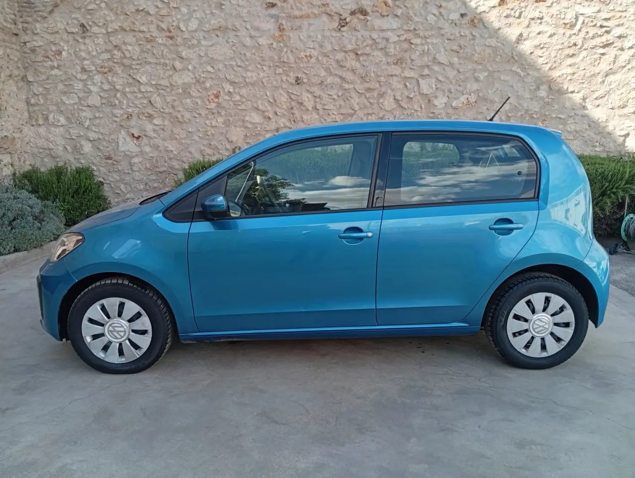 Volkswagen Up! - View 3