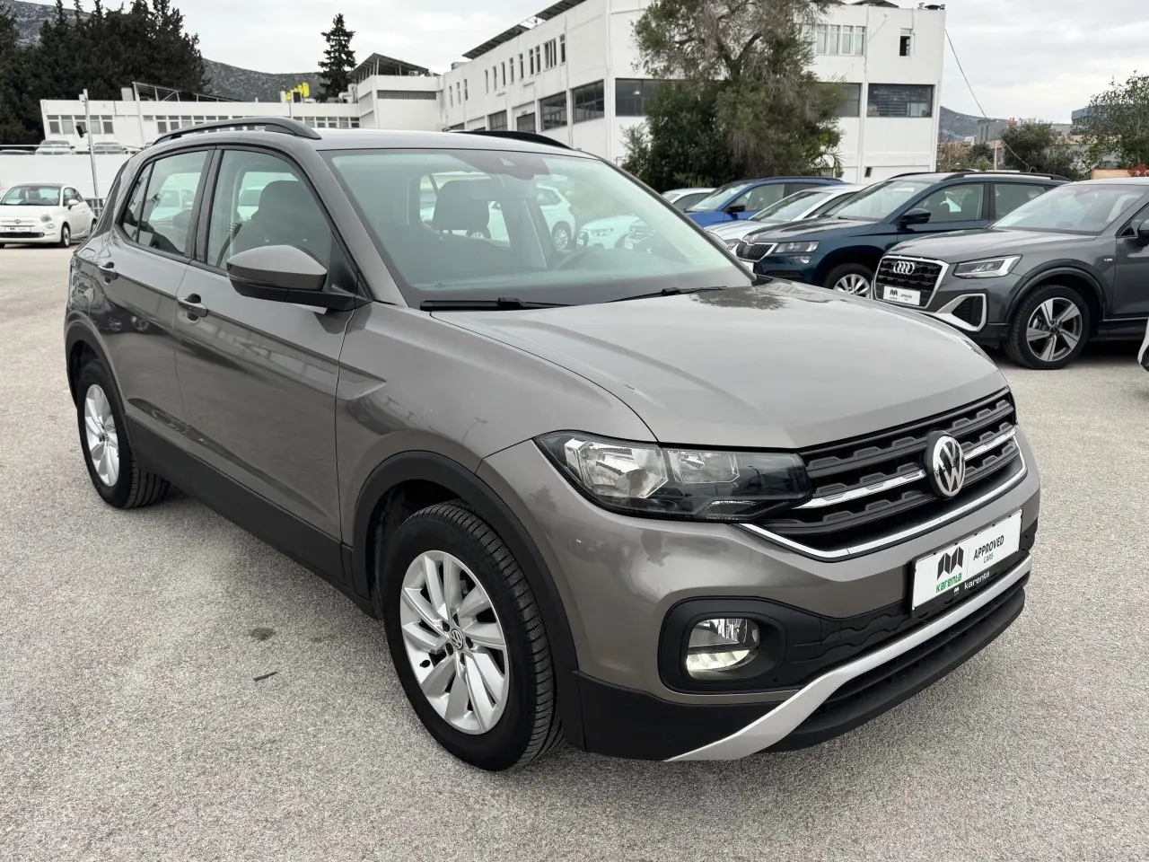 Volkswagen T-Cross - View 3