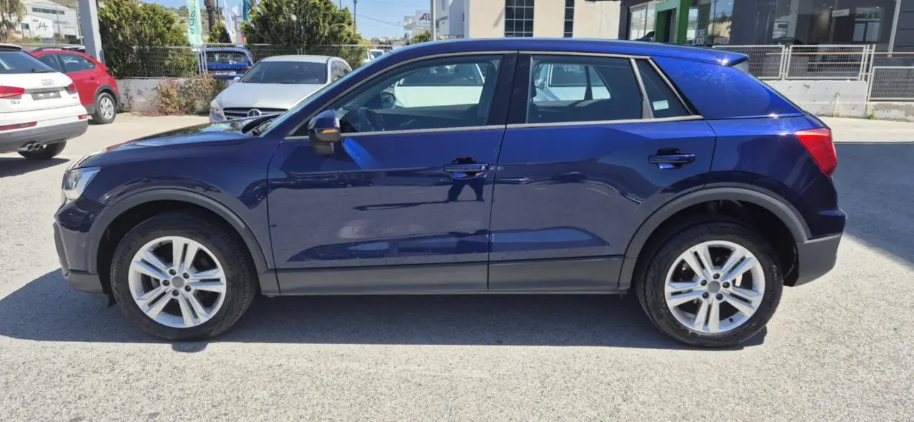 Audi Q2 - View 3