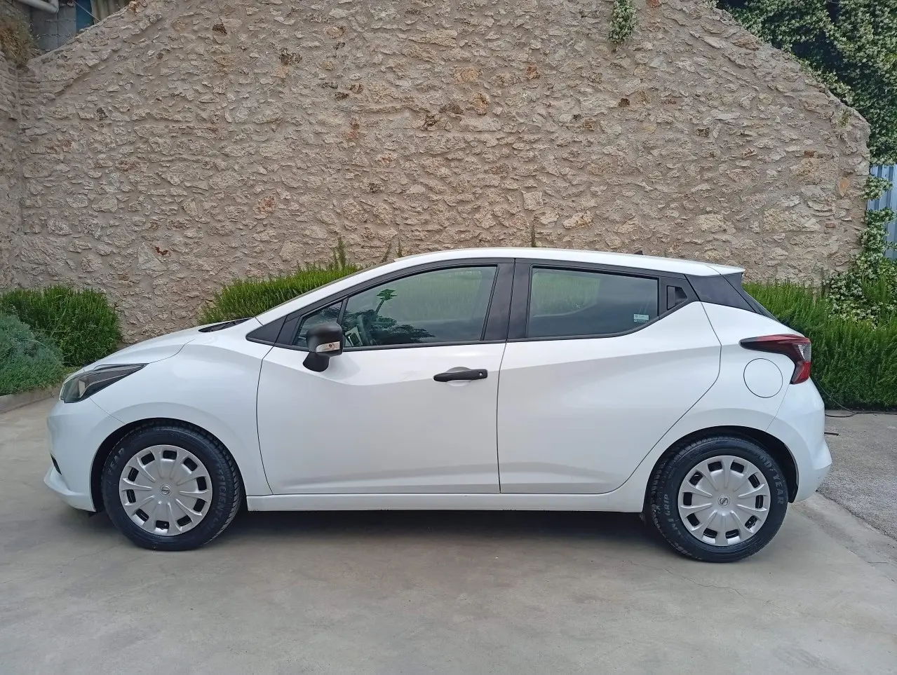 Nissan Micra - View 3