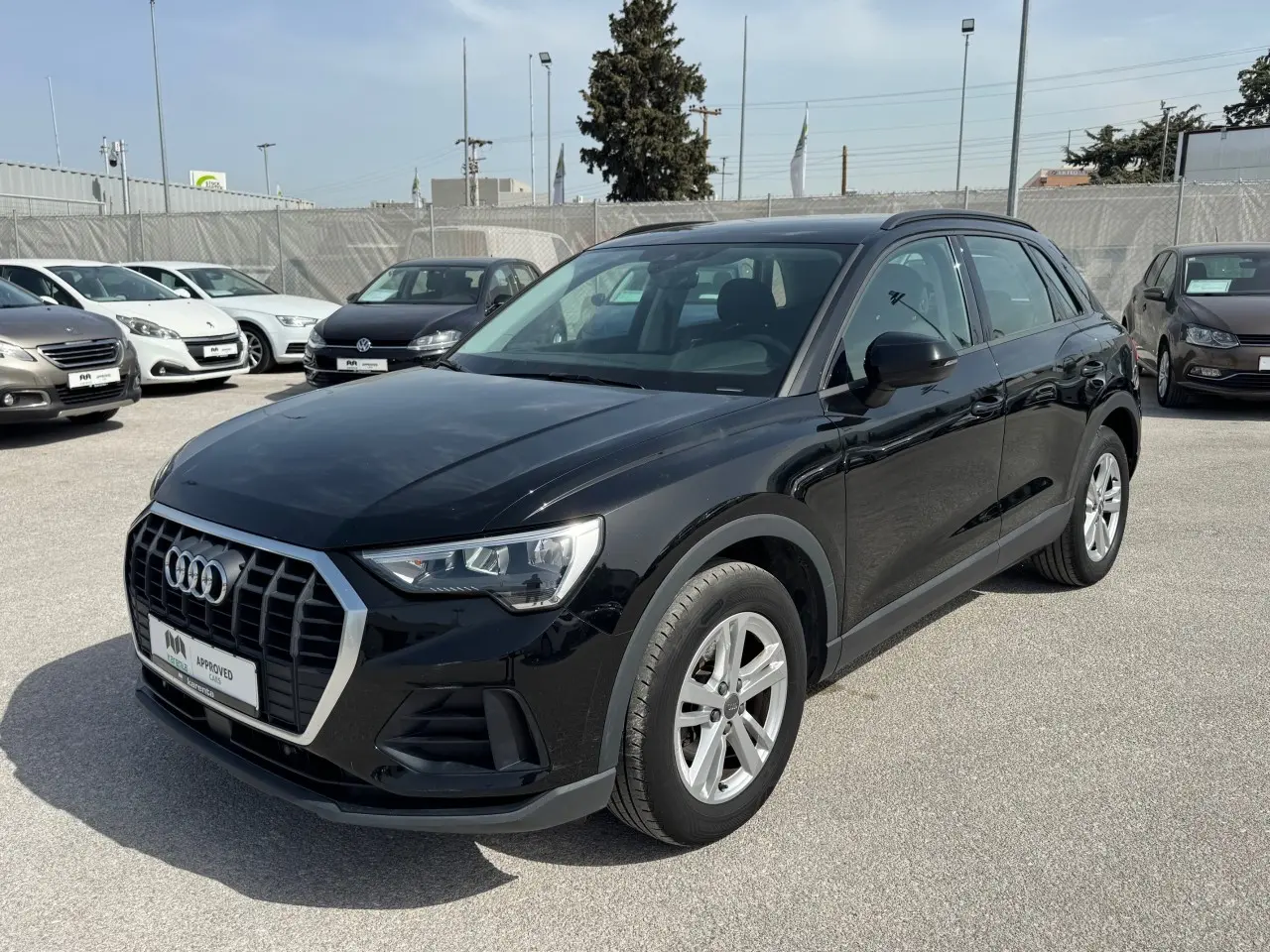 Audi Q3 - View 1