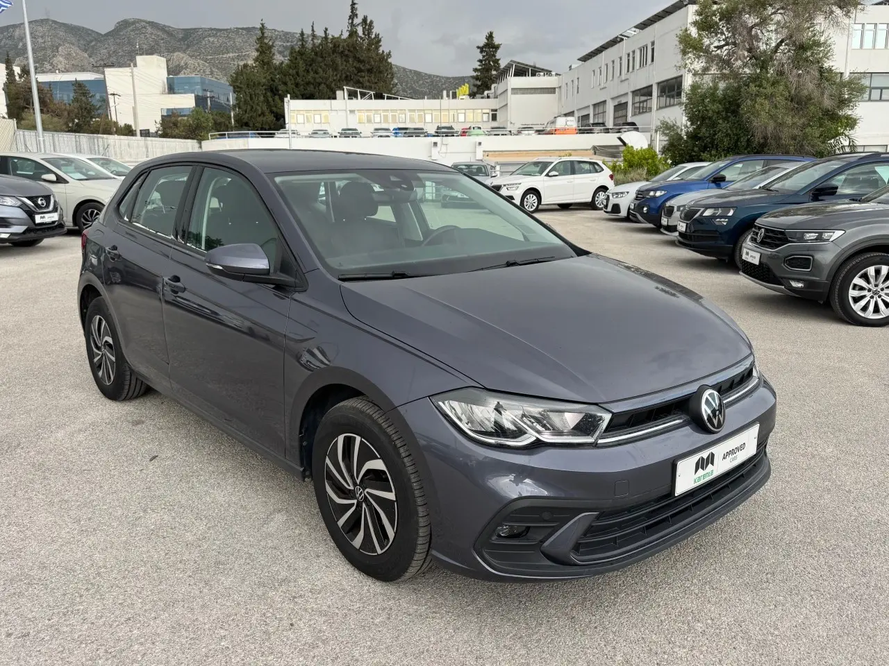 Volkswagen Polo - View 3