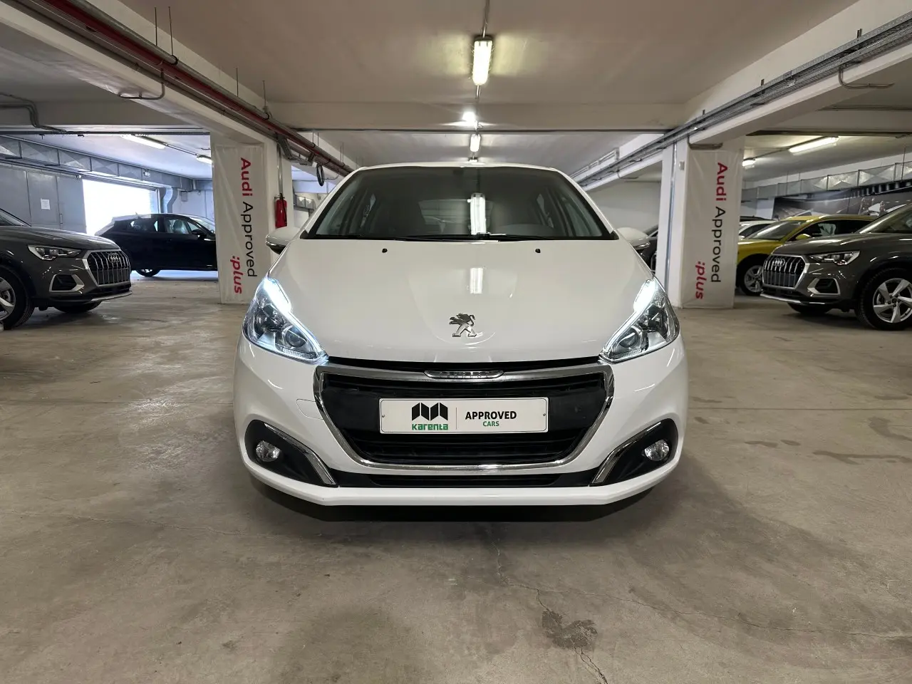 Peugeot 208 - View 3