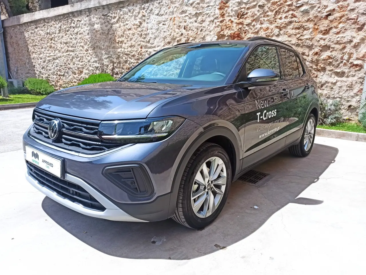 Volkswagen T-Cross - View 2