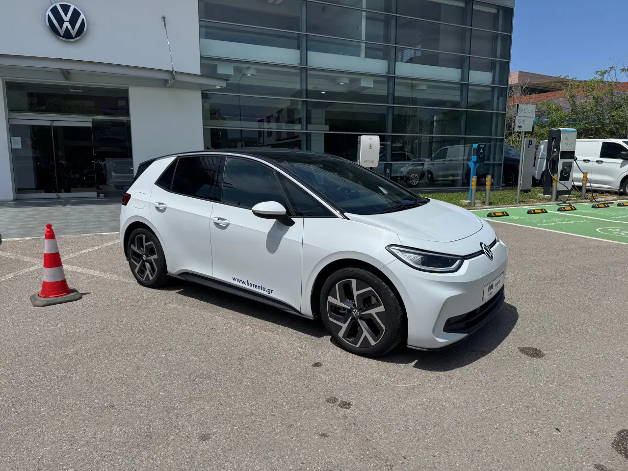 Volkswagen ID.3 - View 3