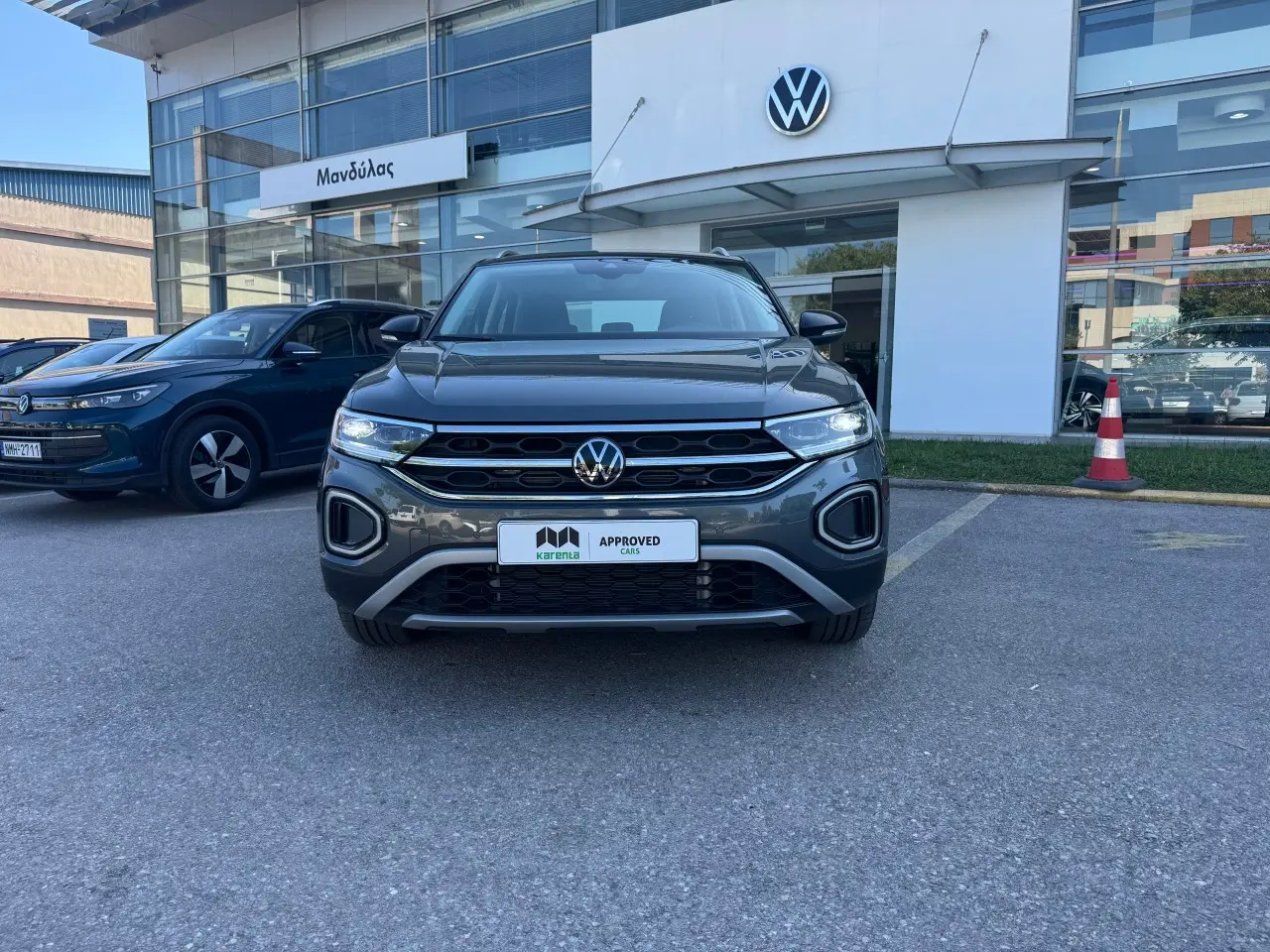 Volkswagen T-Roc - View 1
