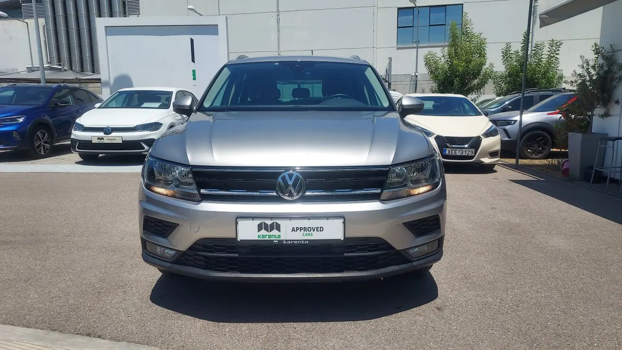 Volkswagen Tiguan - View 3