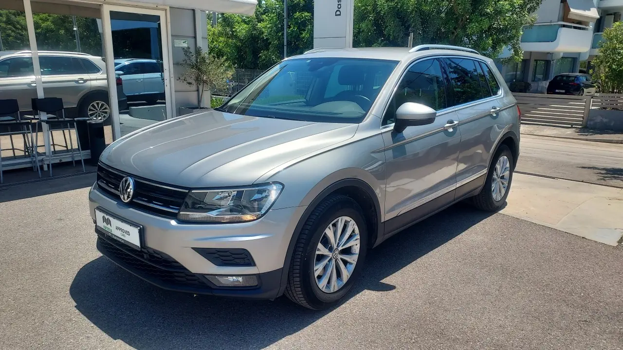 Volkswagen Tiguan - View 1