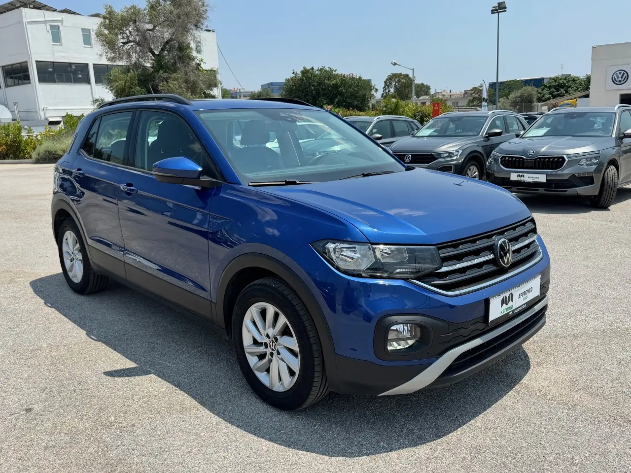 Volkswagen T-Cross - View 3