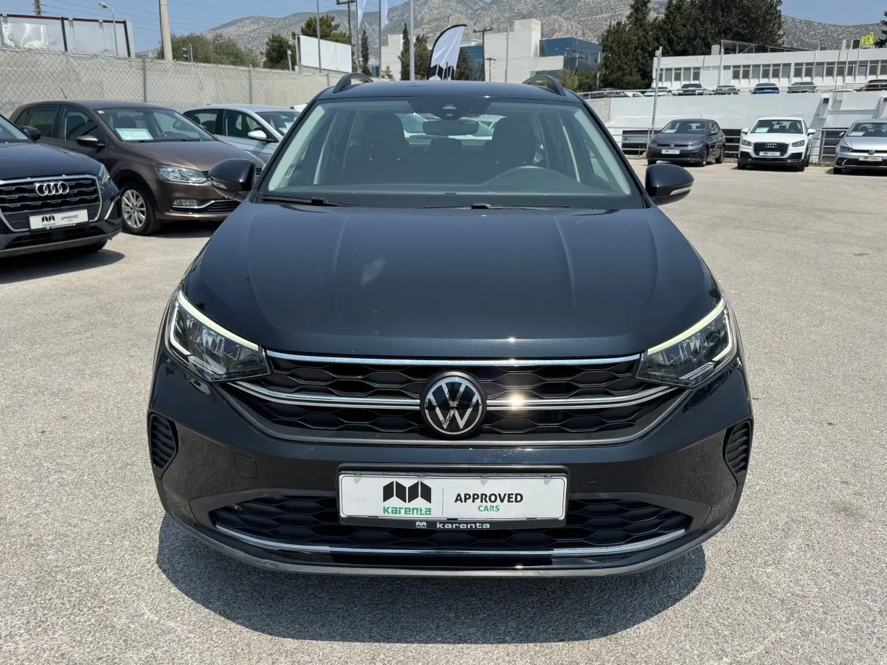Volkswagen Taigo - View 2