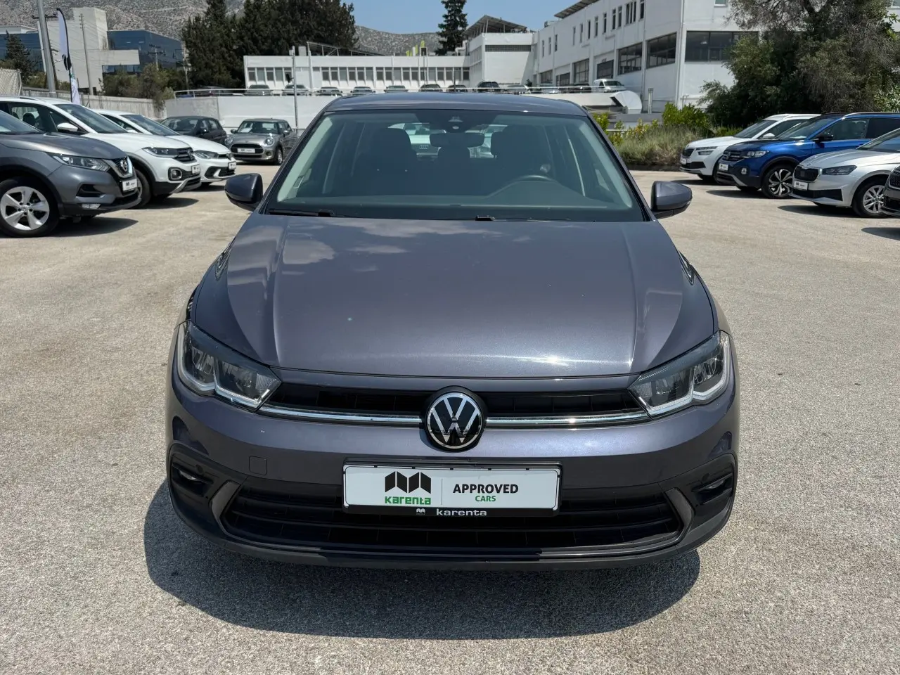 Volkswagen Polo - View 2