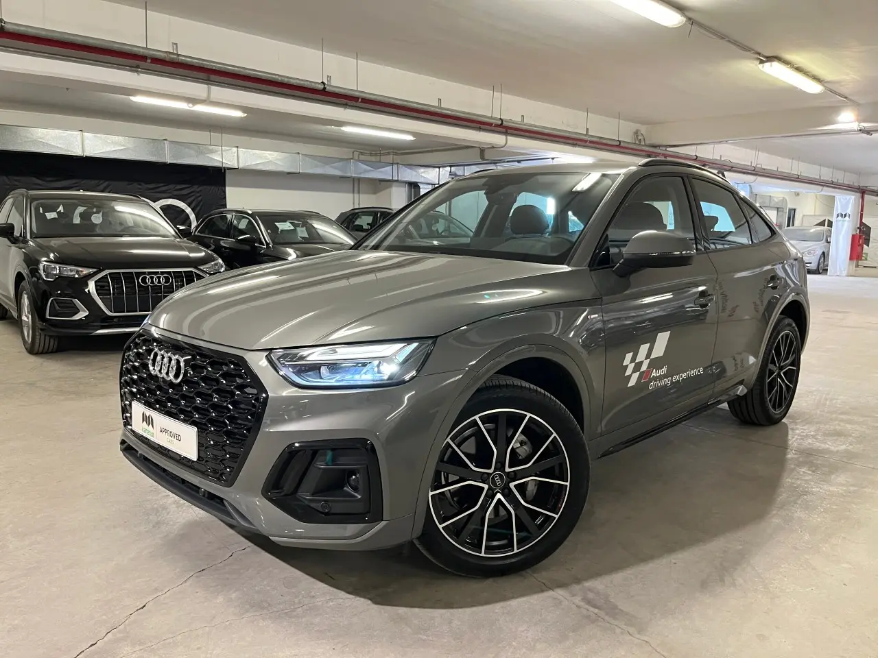 Audi Q5 - View 1