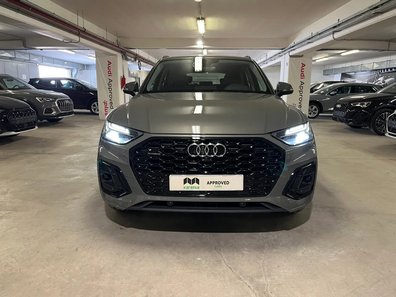 Audi Q5 - View 2