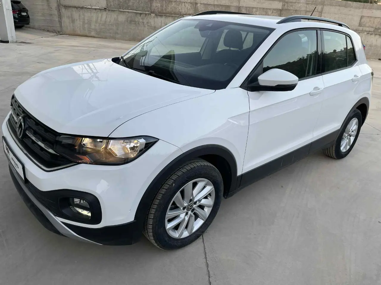 Volkswagen T-Cross - View 2