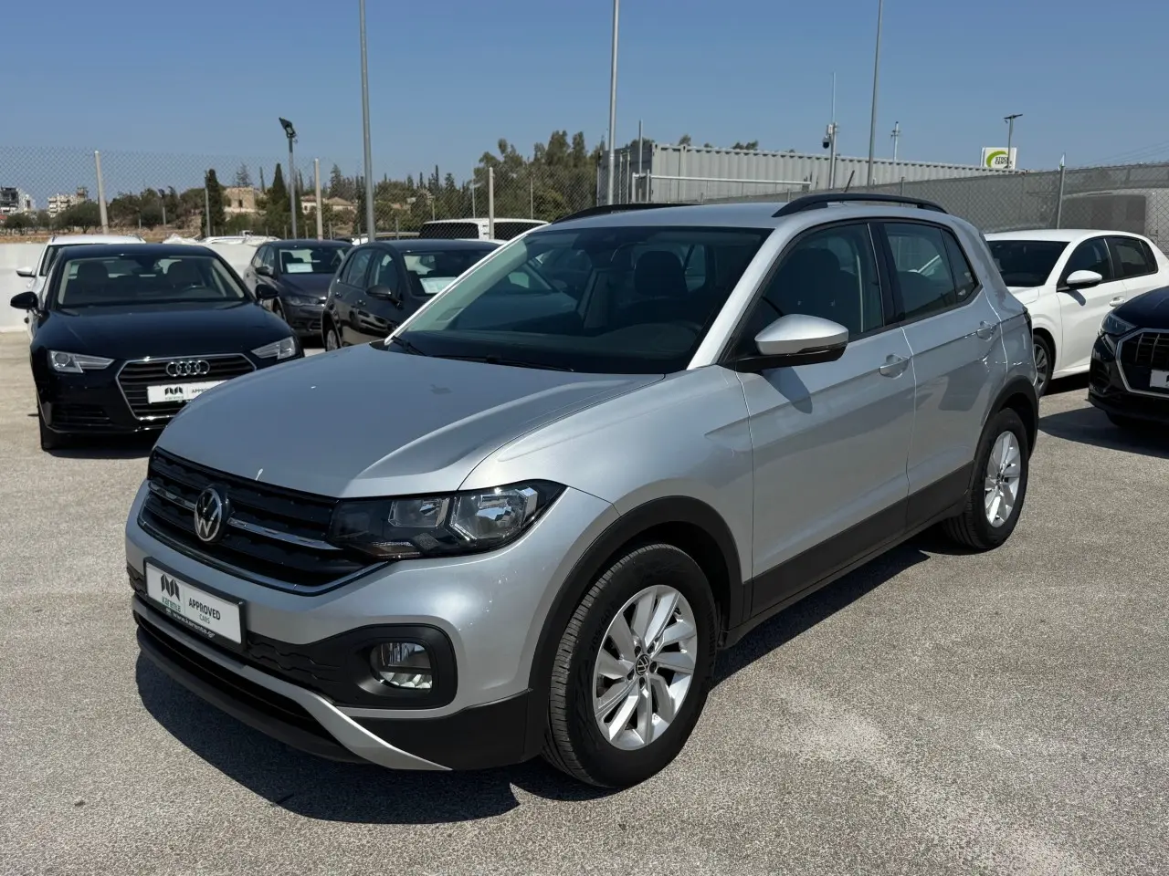Volkswagen T-Cross - View 1