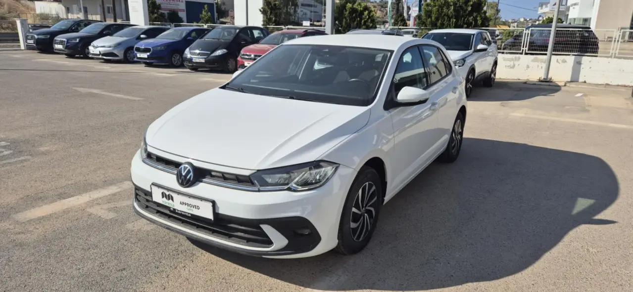 Volkswagen Polo - View 2
