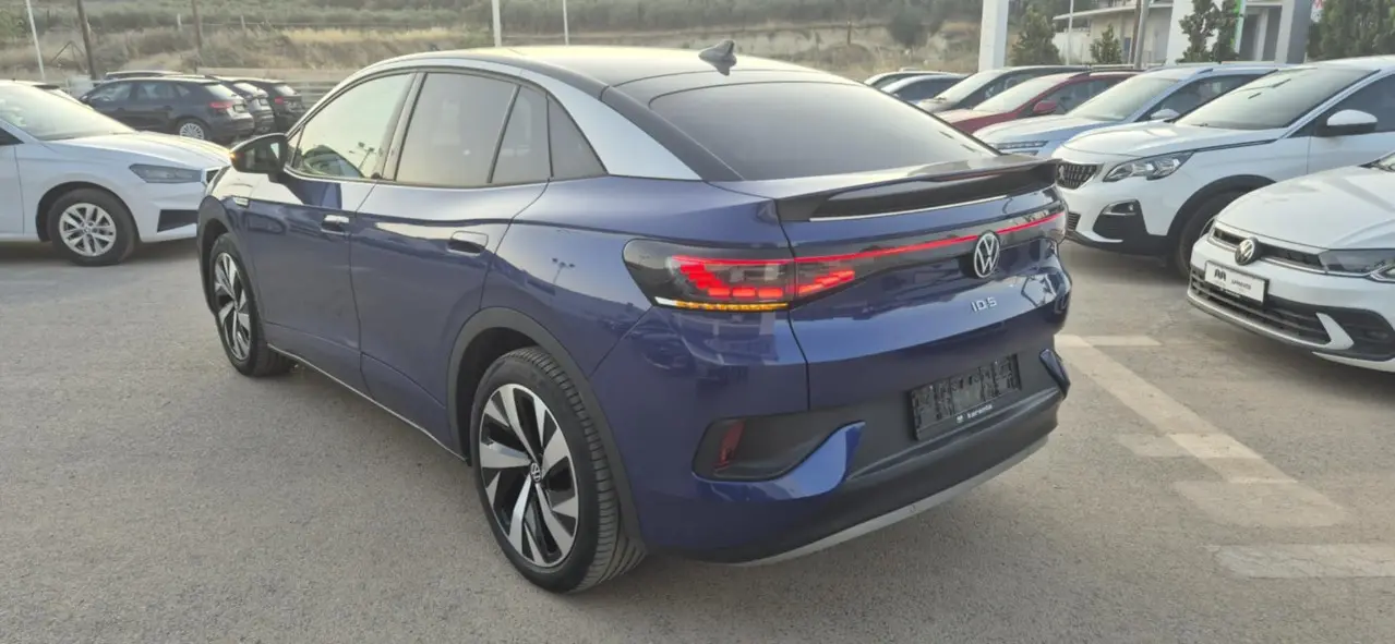Volkswagen ID.5 - View 3
