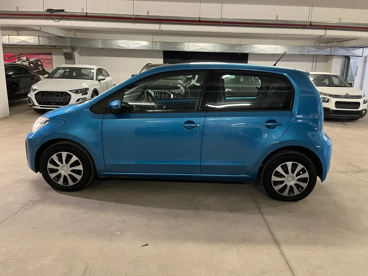 Volkswagen Up! - View 2