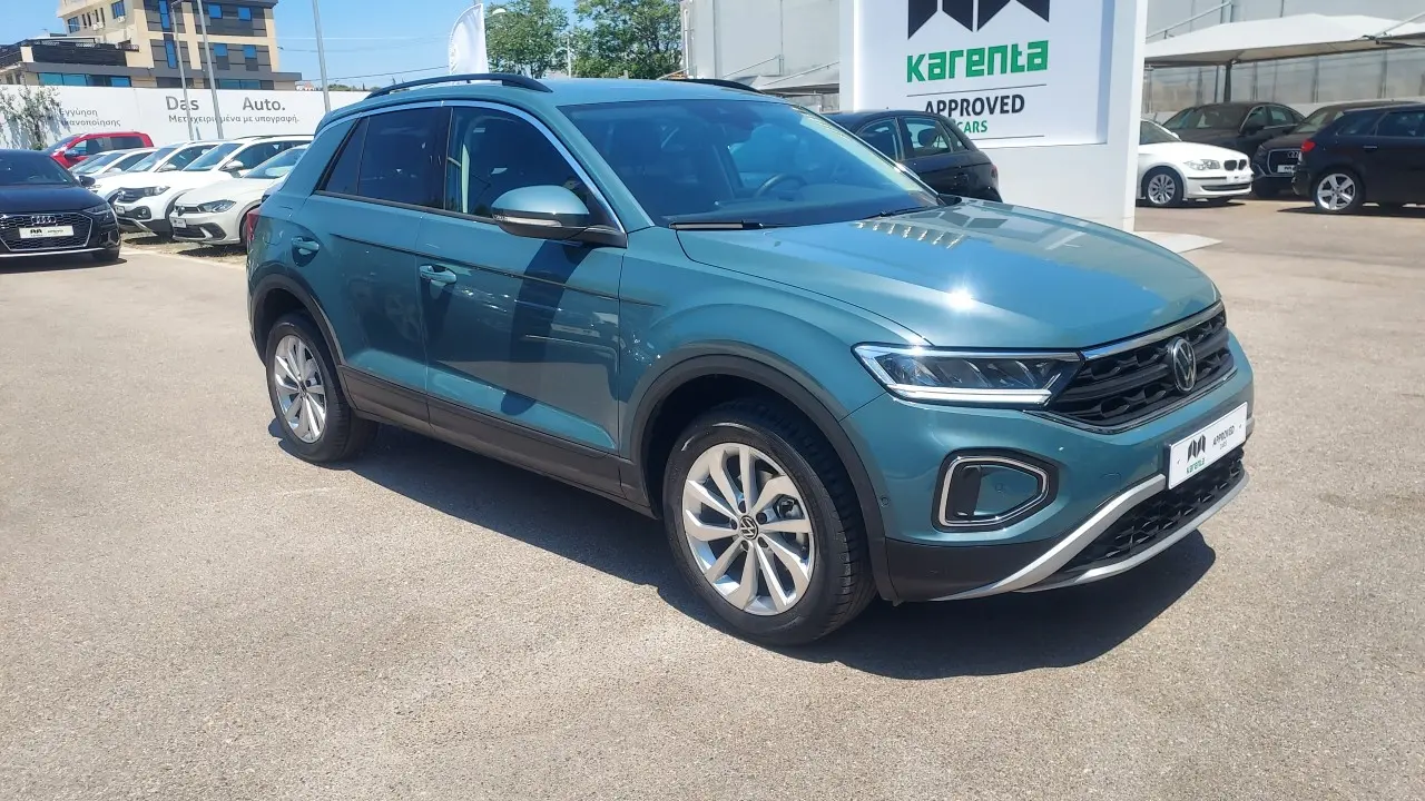 Volkswagen T-Roc - View 2