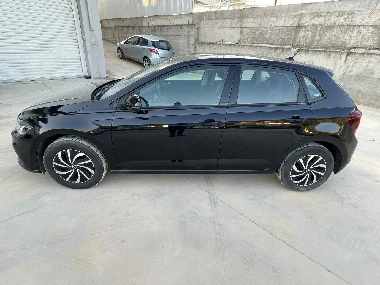 Volkswagen Polo - View 3