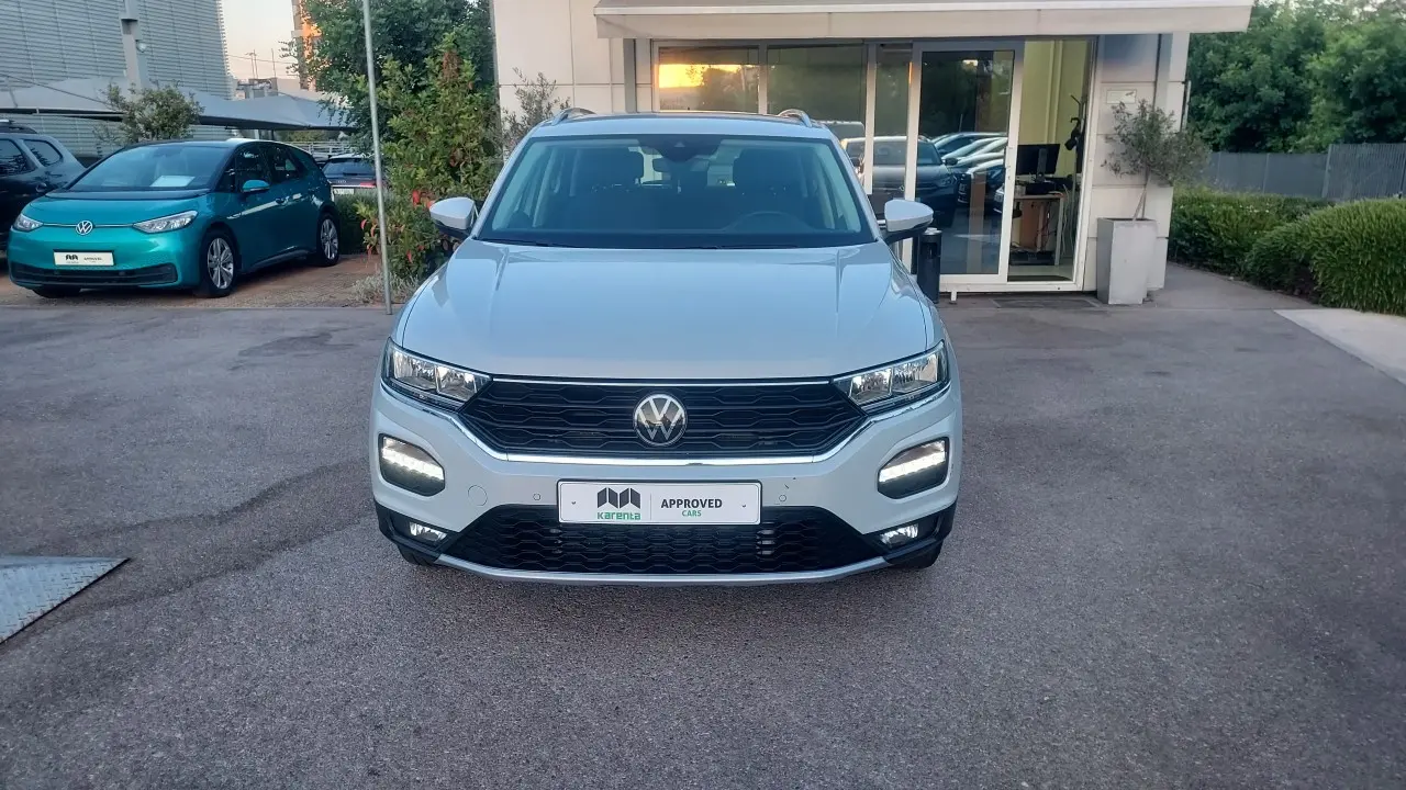 Volkswagen T-Roc - View 3