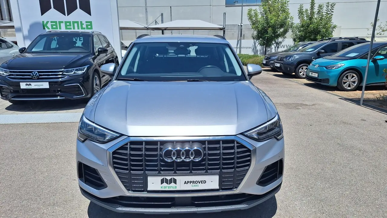 Audi Q3 - View 1