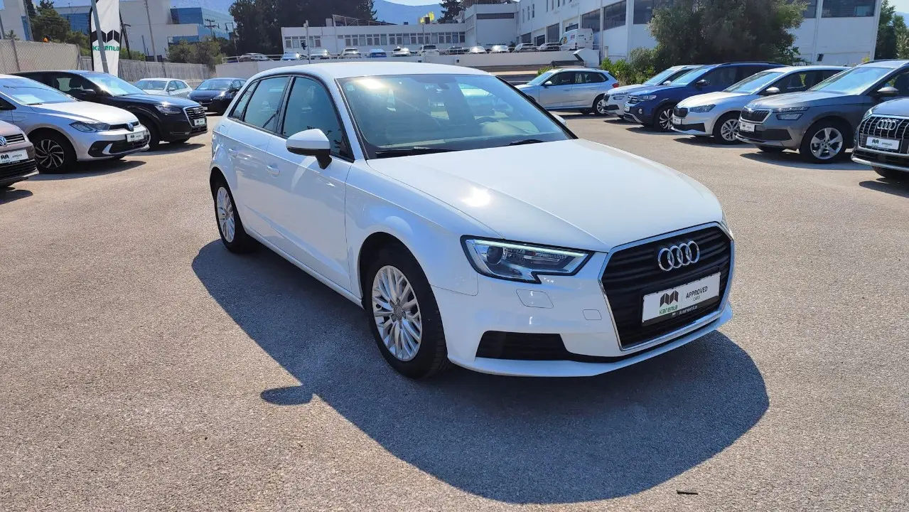 Audi A3 - View 3